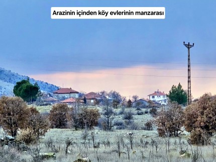 Uşak Karahallı Külköy'de Organize Sanayiye ve Köye Yakın, Köy ve Doğa Manzaralı 6.650 m2 Yatırımlık Kupon Bağ Bahçe. İlan Açıklamasını Okuyarak İletişime Geçiniz Lütfen.