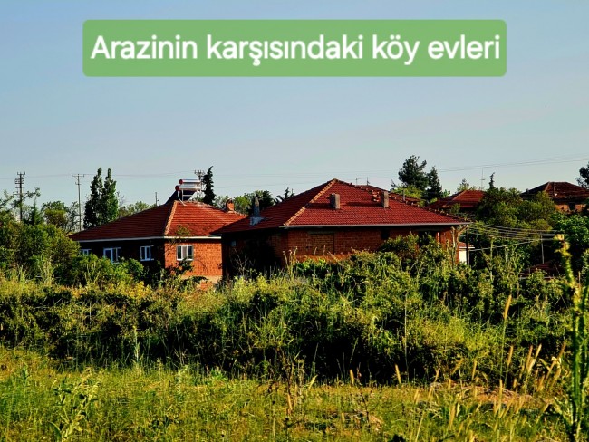Uşak Karahallı Külköy'de Organize Sanayiye ve Köye Yakın, Köy ve Doğa Manzaralı 6.650 m2 Yatırımlık Kupon Bağ Bahçe. İlan Açıklamasını Okuyarak İletişime Geçiniz Lütfen.