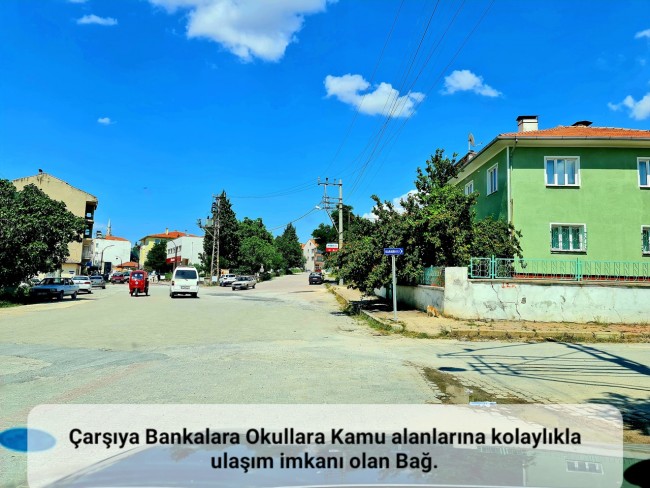 Uşak Karahallı Külköy'de Organize Sanayiye ve Köye Yakın, Köy ve Doğa Manzaralı 6.650 m2 Yatırımlık Kupon Bağ Bahçe. İlan Açıklamasını Okuyarak İletişime Geçiniz Lütfen.
