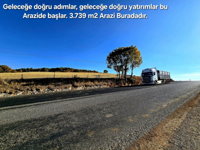Uşak Banaz Merkeze Çok Yakın Ana Yol Üstünde 3.739 m2 Yatırımlık Arazi. Açıklamayı Okuyarak Arayınız