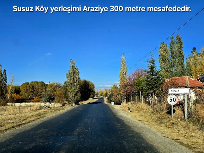 Uşak Banaz Merkeze Çok Yakın Ana Yol Üstünde 3.739 m2 Yatırımlık Arazi. Açıklamayı Okuyarak Arayınız