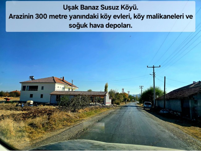 Uşak Banaz Merkeze Çok Yakın Ana Yol Üstünde 3.739 m2 Yatırımlık Arazi. Açıklamayı Okuyarak Arayınız