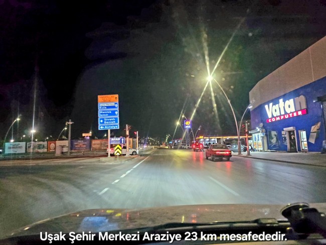 Uşak Banaz Merkeze Çok Yakın Ana Yol Üstünde 3.739 m2 Yatırımlık Arazi. Açıklamayı Okuyarak Arayınız