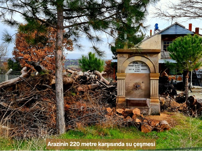 Uşak Ulubey Kışla'da Köy Doğa Yol Manzaralı, İmara Yakın 4.855 m2 Arazi. Açıklamayı Okuyunuz