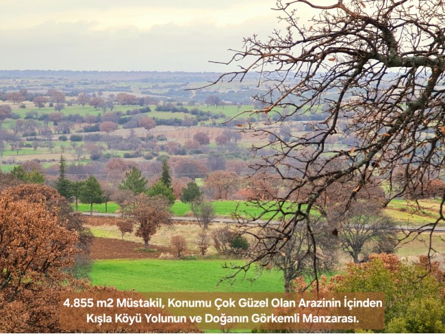 Uşak Ulubey Kışla'da Köy Doğa Yol Manzaralı, İmara Yakın 4.855 m2 Arazi. Açıklamayı Okuyunuz