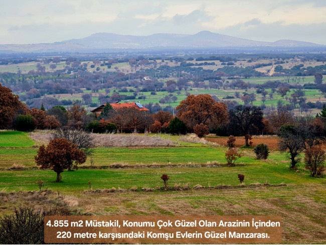 Uşak Ulubey Kışla'da Köy Doğa Yol Manzaralı, İmara Yakın 4.855 m2 Arazi. Açıklamayı Okuyunuz
