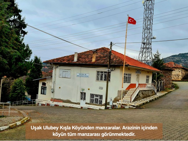 Uşak Ulubey Kışla'da Köy Doğa Yol Manzaralı, İmara Yakın 4.855 m2 Arazi. Açıklamayı Okuyunuz