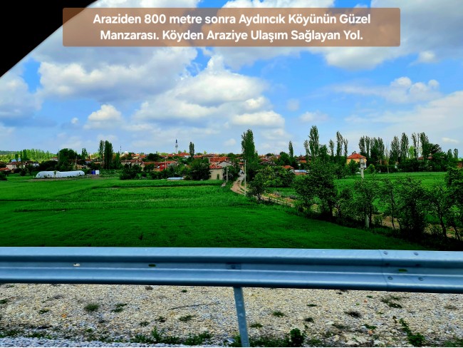 Kütahya Emet Aydıncık'da Köy ve Doğa Manzaralı 3.347 m2 Yatırımlık Tarla. İlan Açıklamasını Okuyunuz