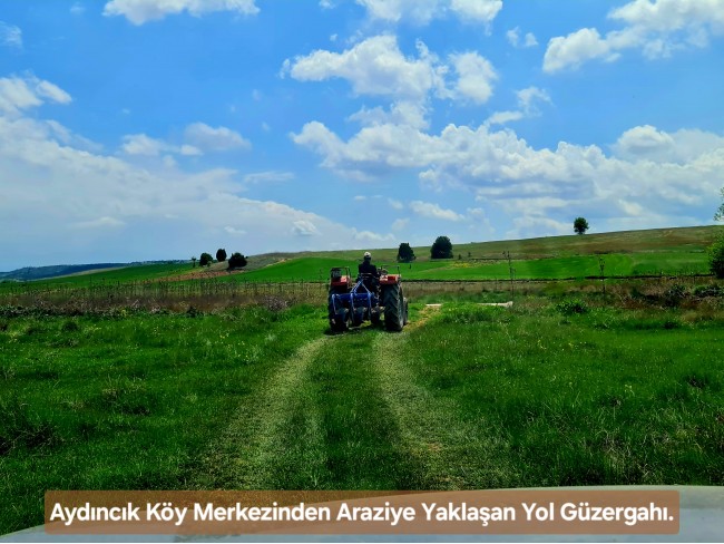 Kütahya Emet Aydıncık'da Köy ve Doğa Manzaralı 3.347 m2 Yatırımlık Tarla. İlan Açıklamasını Okuyunuz