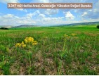 Kütahya Emet Aydıncık'da Köy ve Doğa Manzaralı 3.347 m2 Yatırımlık Tarla. İlan Açıklamasını Okuyunuz