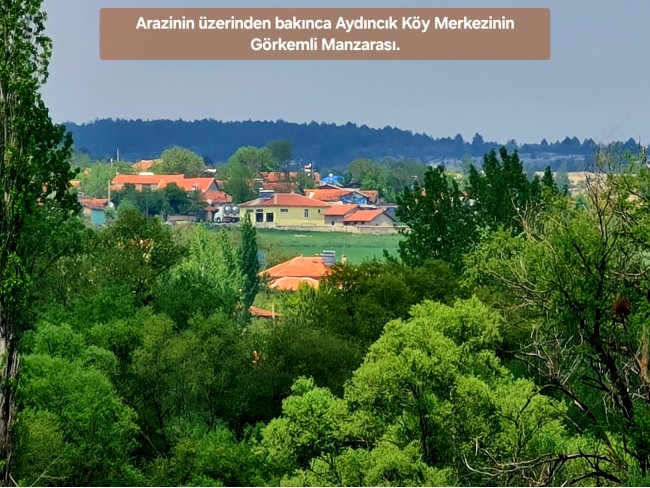 Kütahya Emet Aydıncık'da Köy ve Doğa Manzaralı 3.347 m2 Yatırımlık Tarla. İlan Açıklamasını Okuyunuz