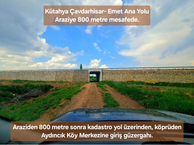 Kütahya Emet Aydıncık'da Köy ve Doğa Manzaralı 3.347 m2 Yatırımlık Tarla. İlan Açıklamasını Okuyunuz