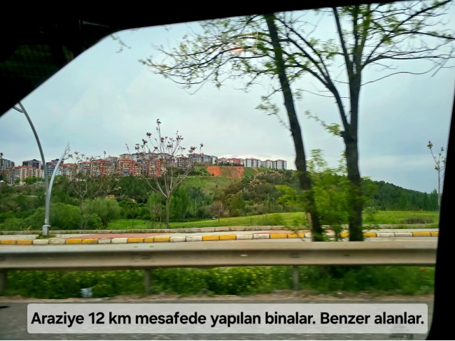 Uşak Banaz Kızılhisar'da Köy ve Doğa Manzaralı 1.000 m2 Çok Güzel Bahçe. Açıklamayı Okuyunuz