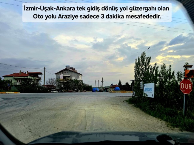 Uşak Banaz Kızılhisar'da Köy ve Doğa Manzaralı 1.000 m2 Çok Güzel Bahçe. Açıklamayı Okuyunuz