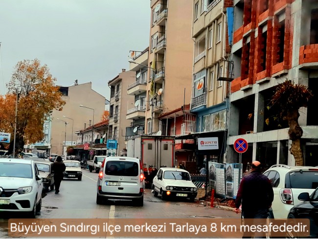 Balıkesir Sındırgı Osmanlar'da 1.440 m2 Yola Cepheli Kupon Tarla. Açıklamayı Okuyarak Arayınız.