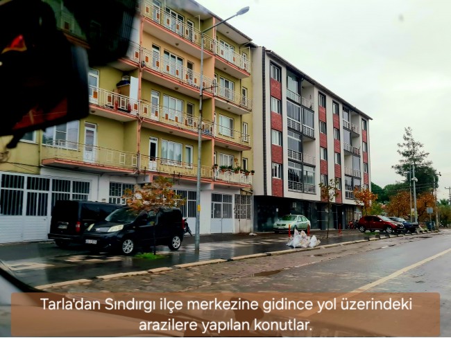 Balıkesir Sındırgı Osmanlar'da 1.440 m2 Yola Cepheli Kupon Tarla. Açıklamayı Okuyarak Arayınız.
