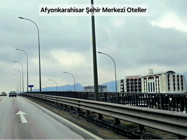 Afyon Emirdağ Leylekli'de 6.625 m2 Köy İçi, Çift Yola Cepheli Tarla. Açıklamayı Okuyarak Arayınız.