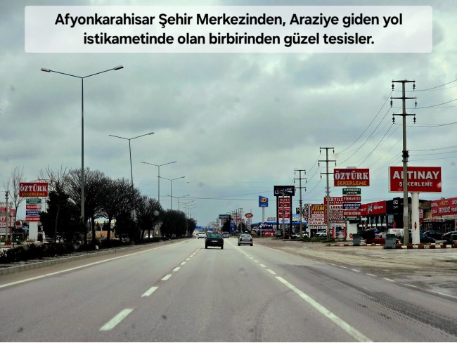 Afyon Emirdağ Leylekli'de 6.625 m2 Köy İçi, Çift Yola Cepheli Tarla. Açıklamayı Okuyarak Arayınız.