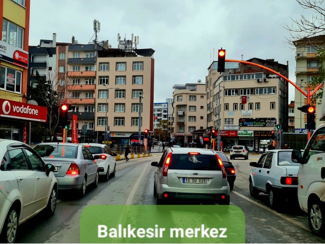 Balıkesir Dursunbey Alagüney'de 2.383 m2 Düz Uygun Tarla. Açıklamayı Okuyunuz.