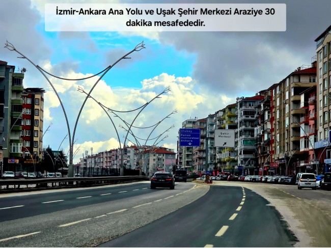 Uşak Karahallı Külköyde 1.207 m2 Organize Sanayi, İlçe, Mahalle Manzaralı Tarla. Açıklamayı Okuyunuz