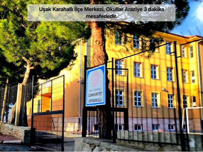 Uşak Karahallı Külköyde 1.207 m2 Organize Sanayi, İlçe, Mahalle Manzaralı Tarla. Açıklamayı Okuyunuz