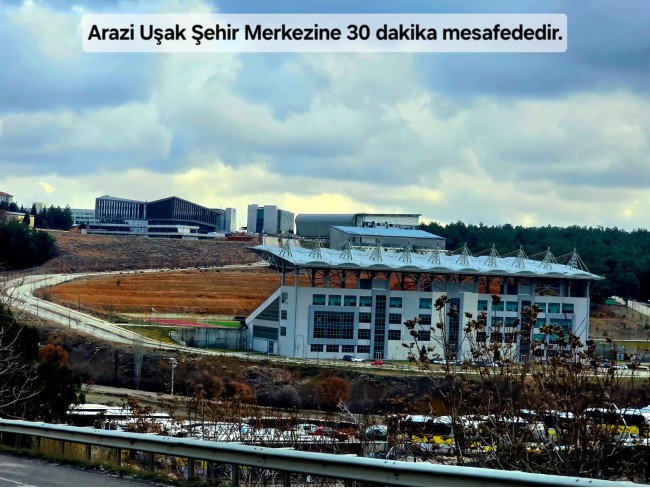 Uşak Karahallı Külköyde 1.207 m2 Organize Sanayi, İlçe, Mahalle Manzaralı Tarla. Açıklamayı Okuyunuz