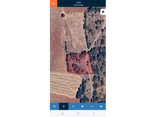 Uşak Karahallı Külköyde 1.207 m2 Organize Sanayi, İlçe, Mahalle Manzaralı Tarla. Açıklamayı Okuyunuz