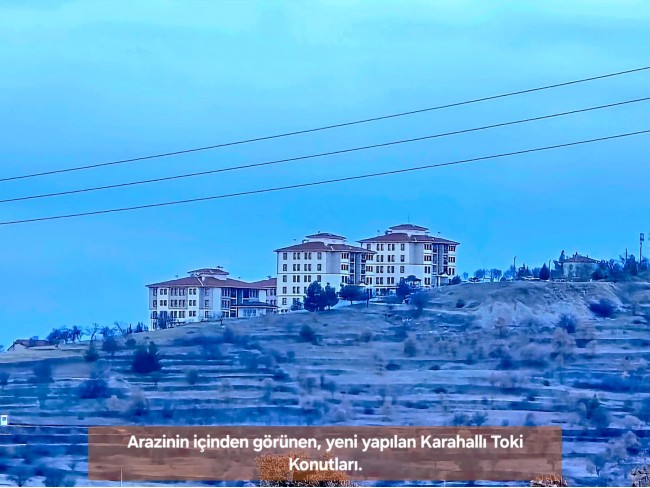 Uşak Karahallı Külköyde 1.207 m2 Organize Sanayi, İlçe, Mahalle Manzaralı Tarla. Açıklamayı Okuyunuz
