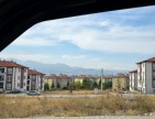 Kütahya Emet Örencik'de 1.463 m2 Köycivarı Manzaralı Çok Uygun Tarla. Açıklamayı Okuyarak Arayınız.