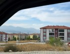 Kütahya Emet Örencik'de 1.463 m2 Köycivarı Manzaralı Çok Uygun Tarla. Açıklamayı Okuyarak Arayınız.