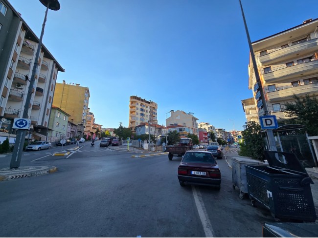 Balıkesir Dursunbey Alagüney'de 2.870 m2 Resmi Yollu Çok Uygun Tarla. Açıklamayı Okuyarak Arayınız.