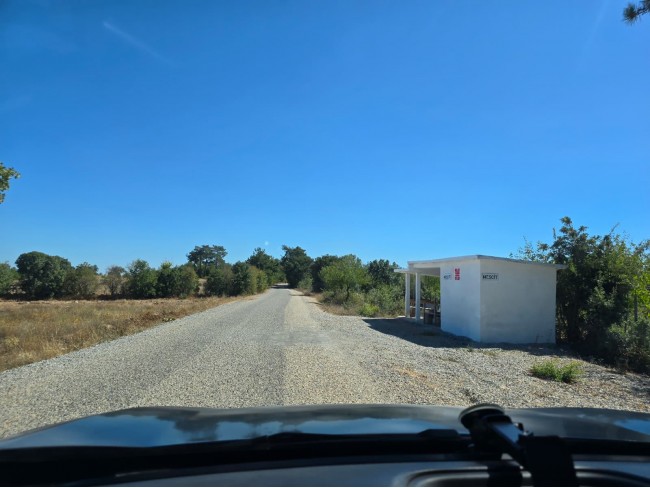 Balıkesir Dursunbey Alagüney'de 2.870 m2 Resmi Yollu Çok Uygun Tarla. Açıklamayı Okuyarak Arayınız.
