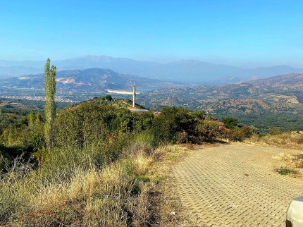 İzmir Beydağ Tabaklar'da 5.243 m2 Yatırımlık Uygun Tarla. İlan Açıklamasını Okuyarak Arayınız.