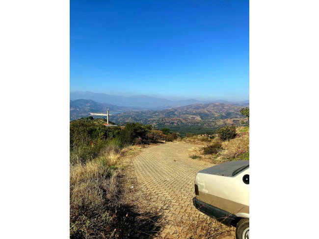 İzmir Beydağ Tabaklar'da 5.243 m2 Yatırımlık Uygun Tarla. İlan Açıklamasını Okuyarak Arayınız.