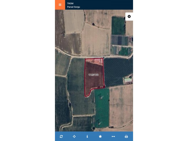 İzmir Bayındır Çırpı'da 12.847 m2 Çiftlik ve Ev. Yola Cepheli. İlan Açıklamasını Okuyarak Arayınız.