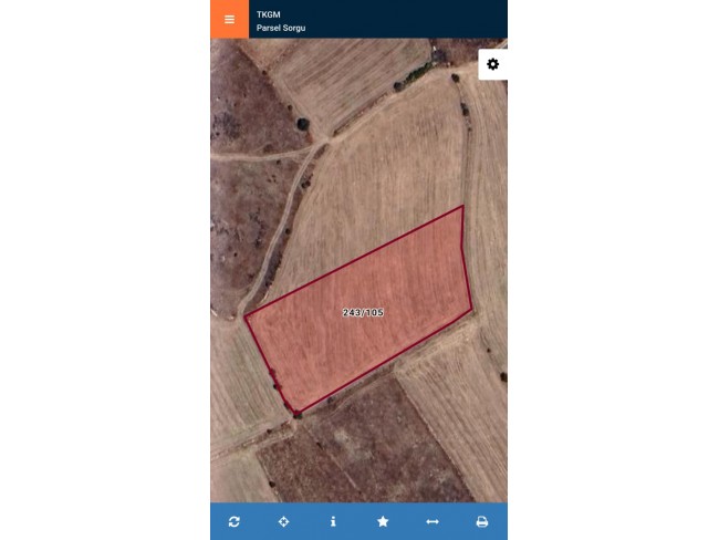 Uşak Ulubey Kışla'da 8.446 m2 Düz Verimli Uygun Yatırımlık Tarla. Açıklamayı Okuyarak Arayınız. Uşak Ulubey Kışla'da 8.446 m2 Düz Verimli Uygun Yatırımlık Tarla. Açıklamayı Okuyarak Arayınız.