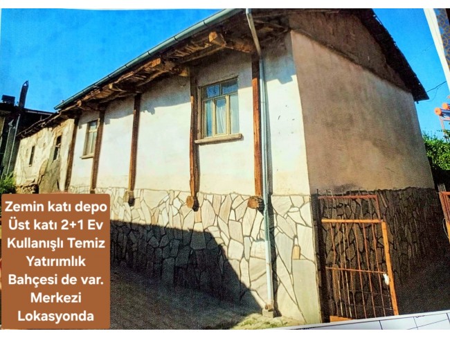 Denizli Çal Ortaköy Merkezde 2 Katlı Müstakil Ev. Avlulu Depolu. Açıklamayı Okuyarak Arayınız.