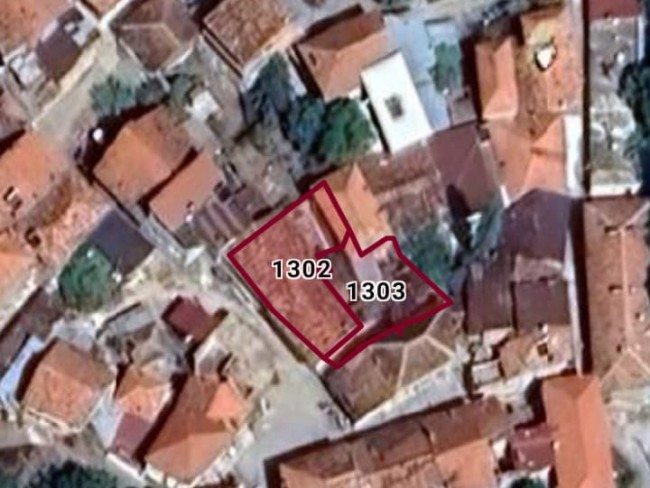 Denizli Çal Ortaköy Merkezde 2 Katlı Müstakil Ev. Avlulu Depolu. Açıklamayı Okuyarak Arayınız.