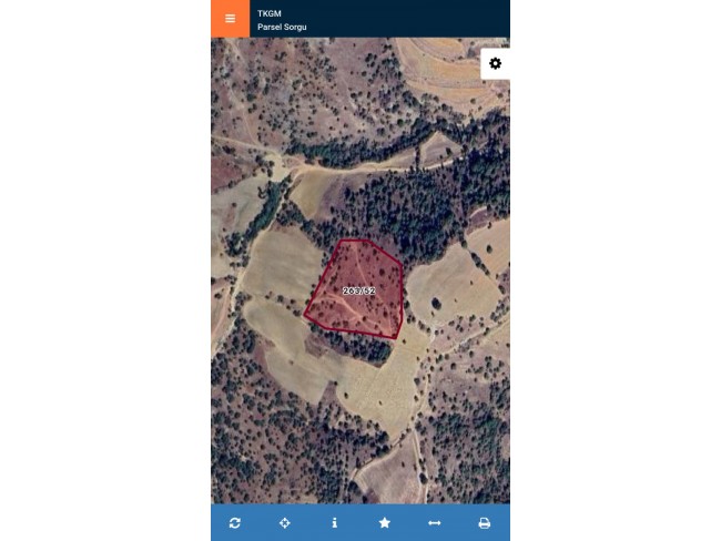 Uşak Eşme Karaahmetli'de 9.800 m2 Yatırımlık Uygun Tarla. Açıklamayı Okuyunuz.