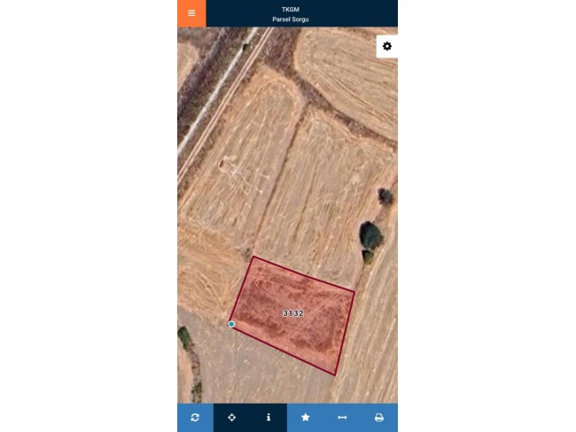 Kütahya Emet Örencik Köyiçi Elektrik Sulu Şeker Pancarı Ekili 1.463 M2 Tarla. Açıklamayı Okuyunuz
